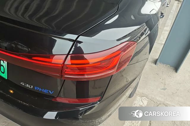 Volkswagen Passat PHEV 2022 Черный из Китая