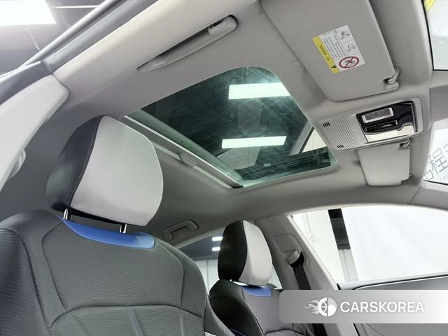 Volkswagen Lingdu 2022 Красный из Китая