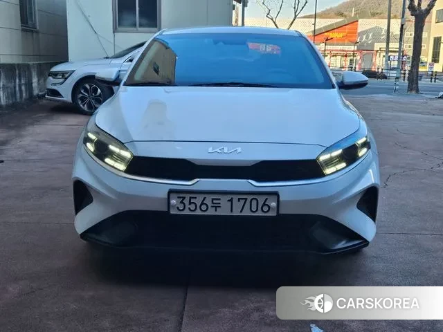 Kia The New K3 2nd generation 2022 Белый из Кореи