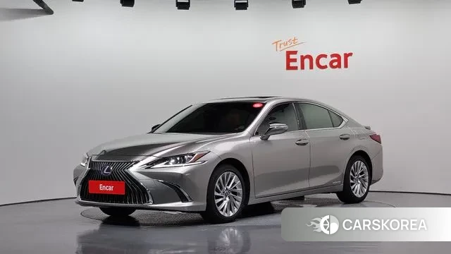 Lexus ES300h 7th generation 2021 Серебристо-серый из Кореи