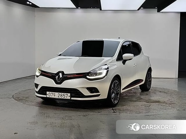 Renault Korea (Samsung) Clio 2019 Белый из Кореи