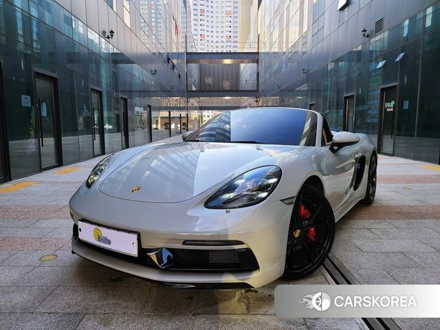 Porsche 718 Boxster 2018 Белый из Кореи