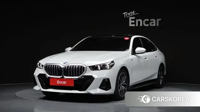 BMW 5 Series (G60) 2025 Белый из Кореи