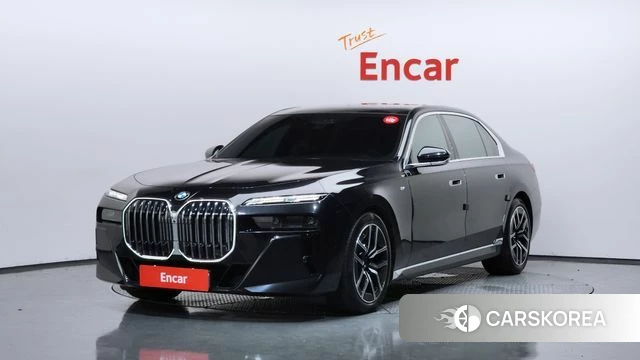 BMW 7 Series (G70) 2023 Черный из Кореи