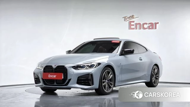 BMW 4 Series (G22) 2023 Светло-серебряный цвет из Кореи
