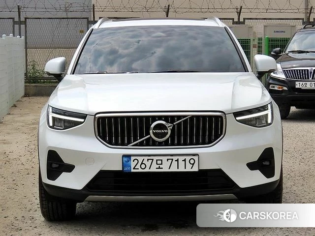 Volvo XC40 2022 Белый из Кореи