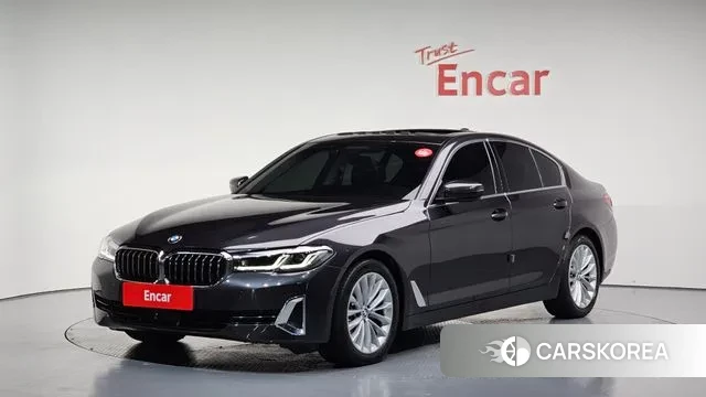 BMW 5 Series (G30) 2022 Серый из Кореи