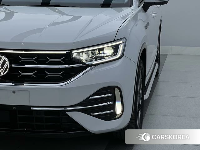 Volkswagen Tanyue 2024 Белый из Китая