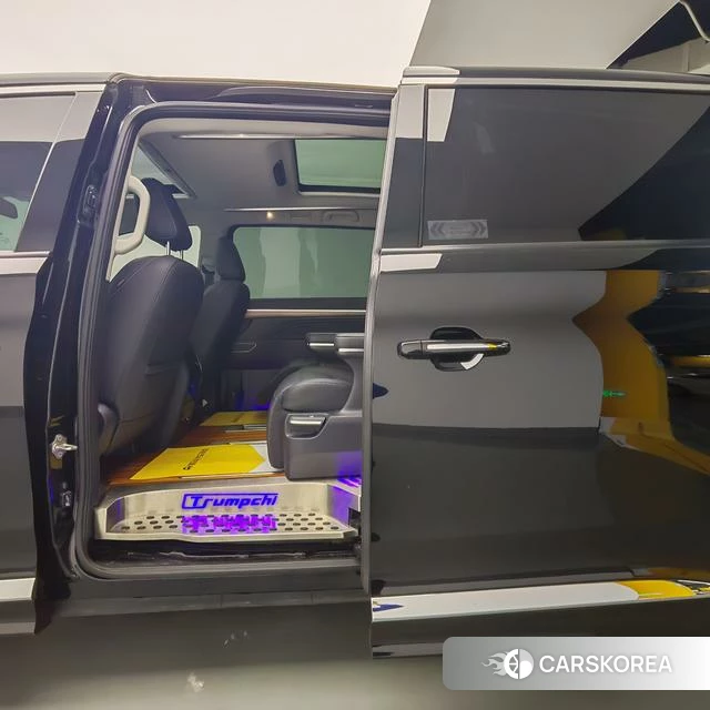 GAC Trumpchi Trumpchi M8 2022 Черный из Китая