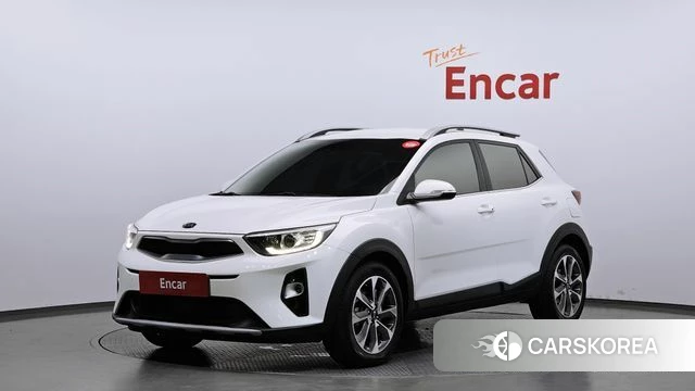 Kia Stonic 2020 Белый из Кореи