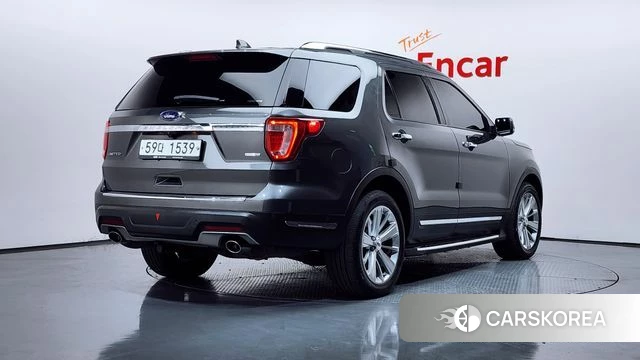 Ford Explorer 2018 Серый из Кореи