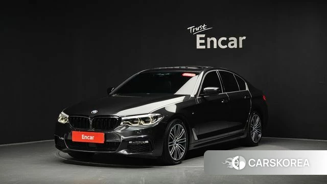 BMW 5 Series (G30) 2018 Серый из Кореи