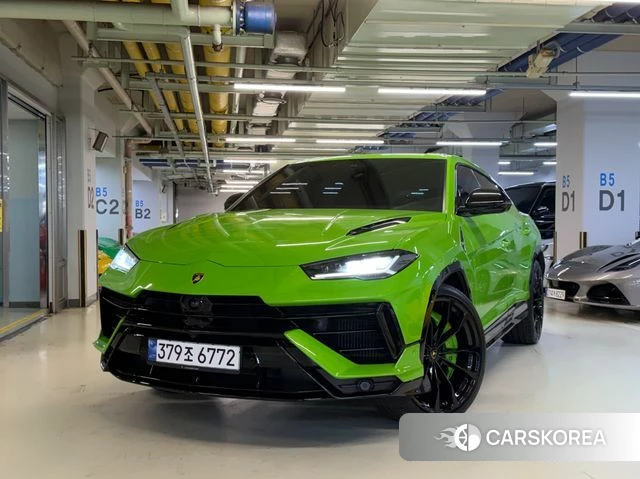 Lamborghini Urus 2023 Зеленый из Кореи