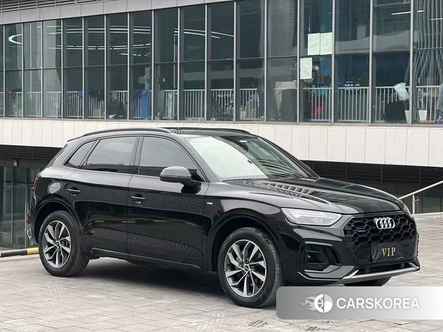 Audi Q5L 2023 Черный из Китая