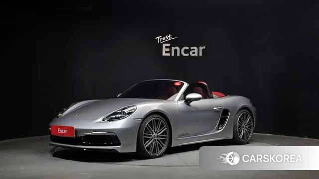 Porsche 718 Boxster 2024 Серебряный из Кореи