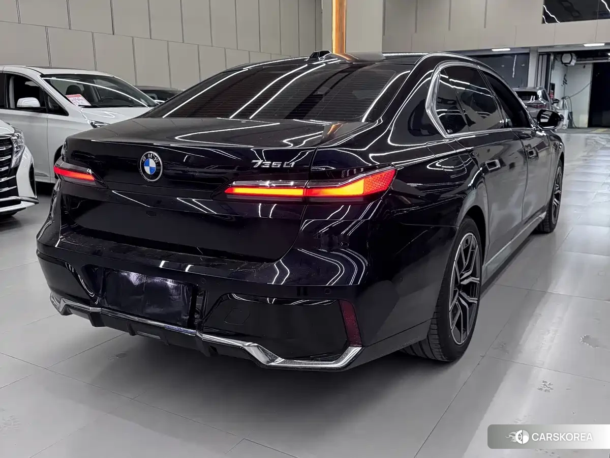 BMW 7 series 2026 Черный из Китая