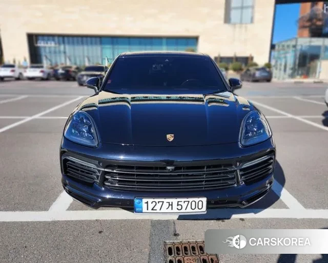 Porsche Cayenne (PO536) 2020 Черный из Кореи