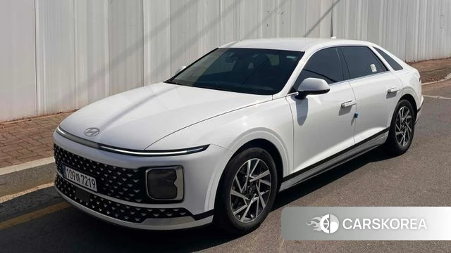 Hyundai Grandeur (GN7) 2023 Белый из Кореи