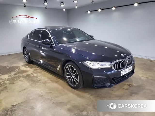BMW 5 Series (G30) 2023 Синий из Кореи