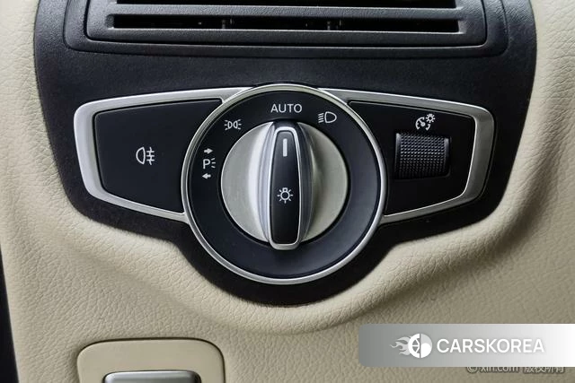 Mercedes-Benz V-class 2022 Черный из Китая