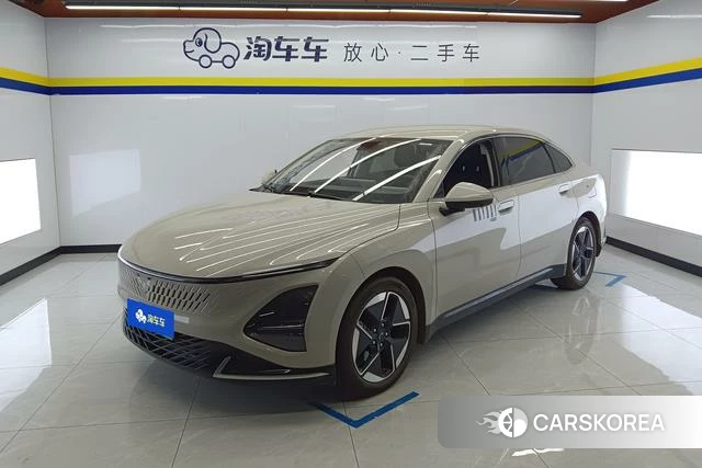 Wuling Automobile Wuling Starlight PHEV 2024 Белый из Китая