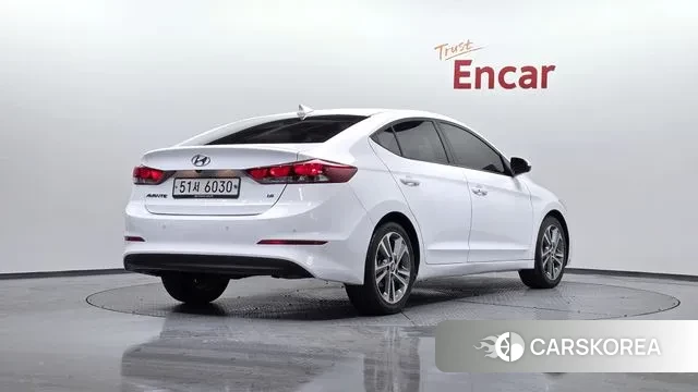Hyundai Avante AD 2018 Белый из Кореи