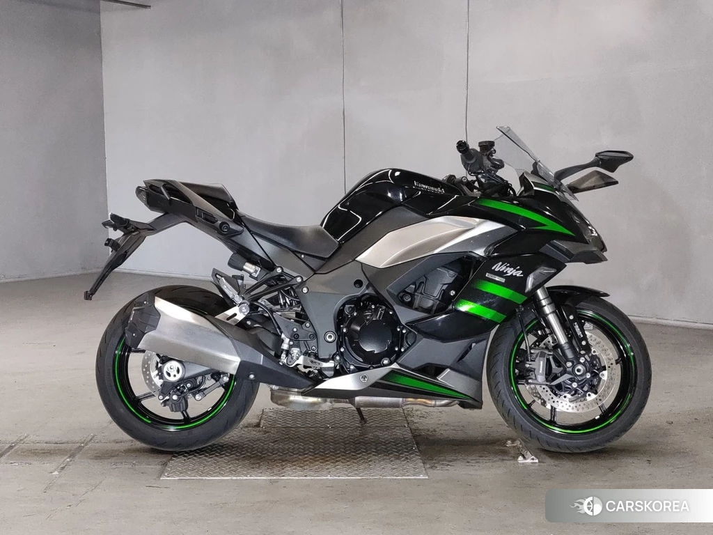 Проданный Kawasaki NINJA 1000 SX 2020 из Японии, фото 2
