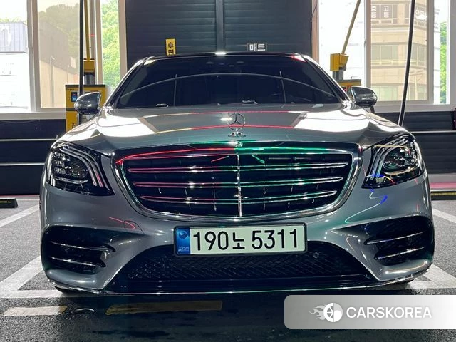 Mercedes-Benz S-Class W222 2018 Небесно-голубой из Кореи