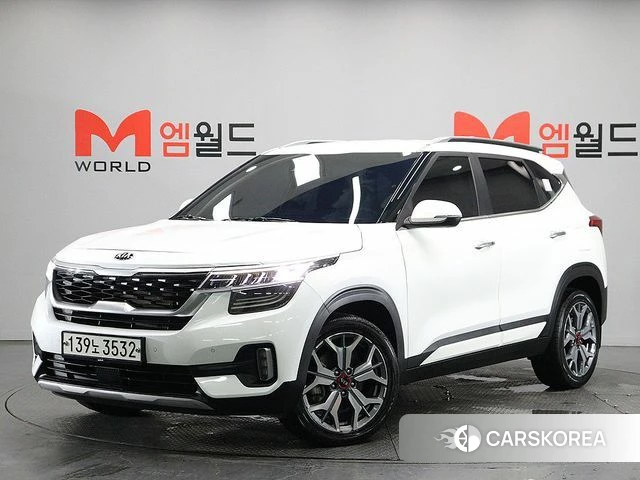 Kia Seltos 2020 Белый из Кореи