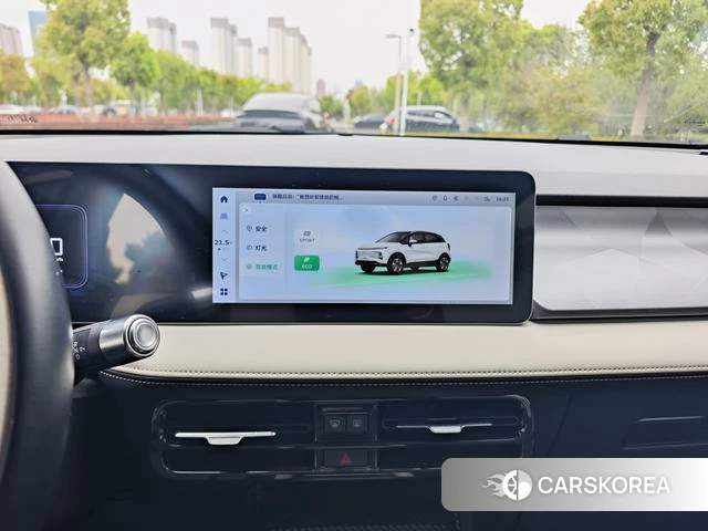 Geely Geometry E firefly 2024 Белый из Китая