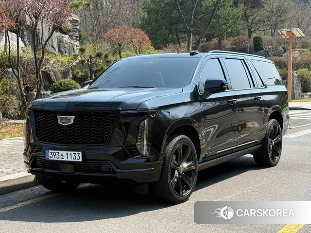 Cadillac Escalade 5th Generation 2025 Черный из Кореи