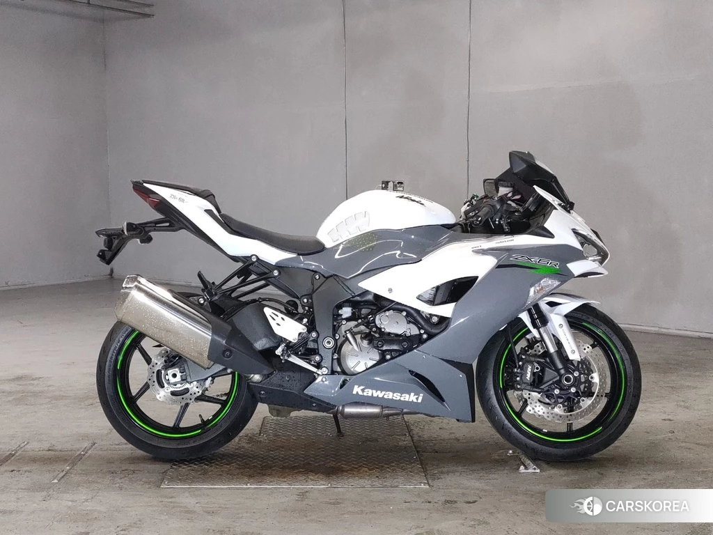 Проданный Kawasaki ZX-6R NINJA 2021 из Японии