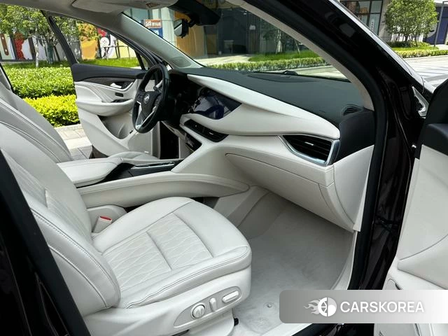 Buick Angke Flag 2021 Фиолетовый из Китая
