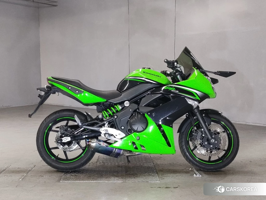 Проданный Kawasaki NINJA 400R 2012 из Японии, фото 2