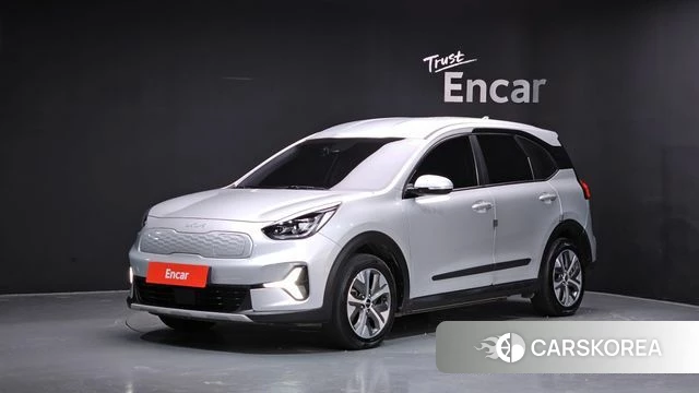 Kia Niro Plus 2022 Серебряный из Кореи