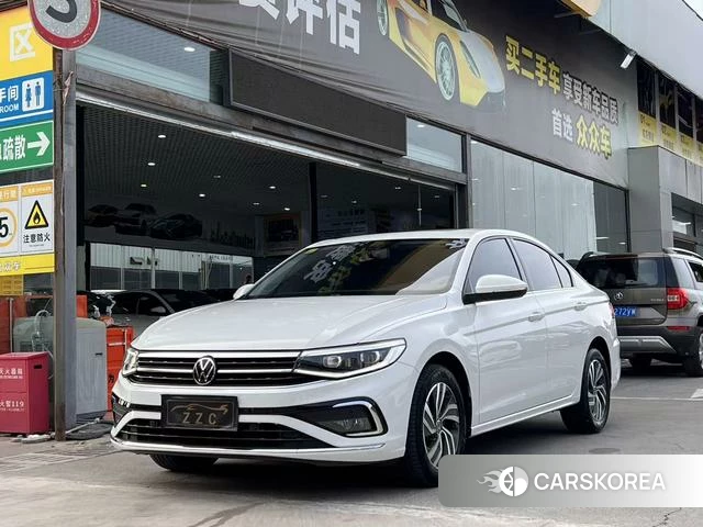 Volkswagen Bora 2024 Белый из Китая