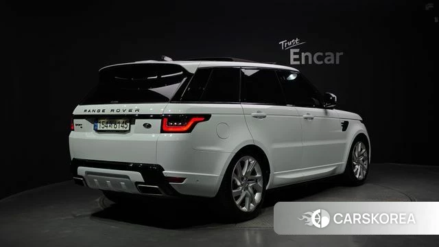 Land Rover Range Rover Sport 2nd Generation 2022 Белый из Кореи