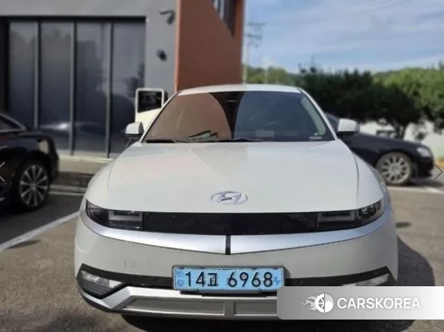 Hyundai Ionic 5 2021 Серебристо-серый из Кореи