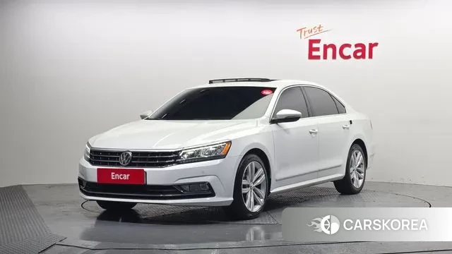 Volkswagen The New Passat 2018 Белый из Кореи
