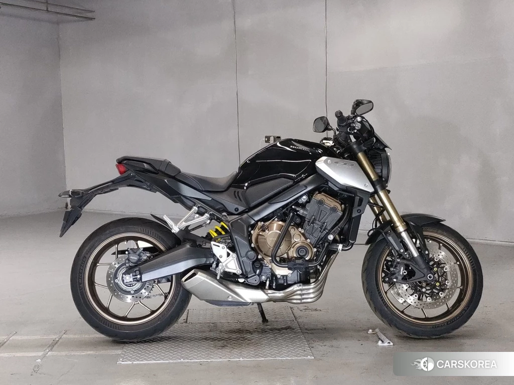 Проданный Honda CB650R 2020 из Японии