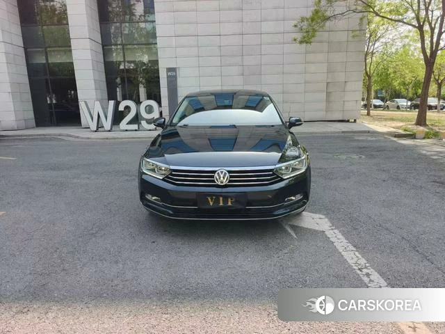 Volkswagen Magotan 2018 Черный из Китая