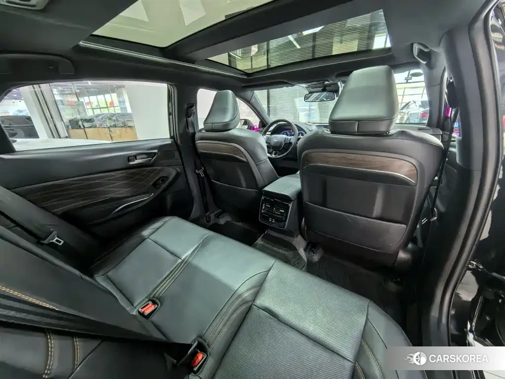 Toyota Avalon 2024 Черный из Китая