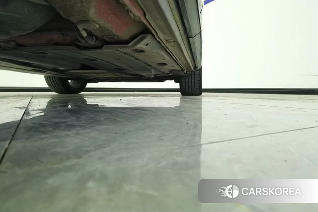 Audi Q2L 2021 Красный из Китая