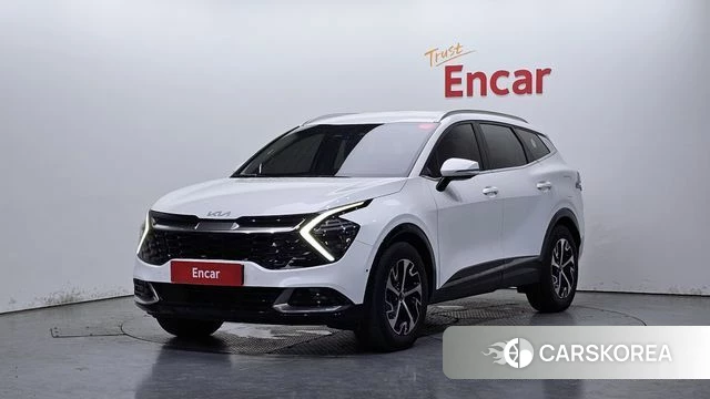 Kia Sportage 5th Generation Hybrid 2023 Белый из Кореи