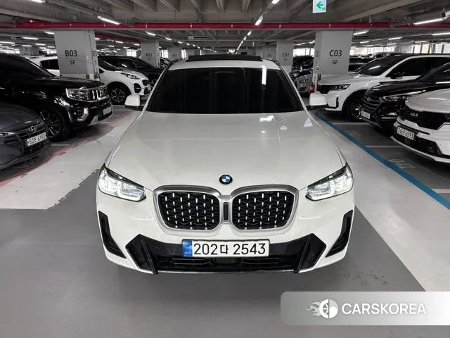 BMW X4 (G02) 2023 Белый из Кореи