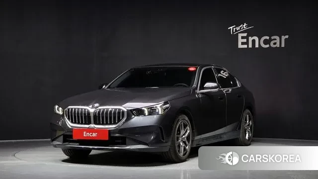 BMW 5 Series (G60) 2024 Серый из Кореи