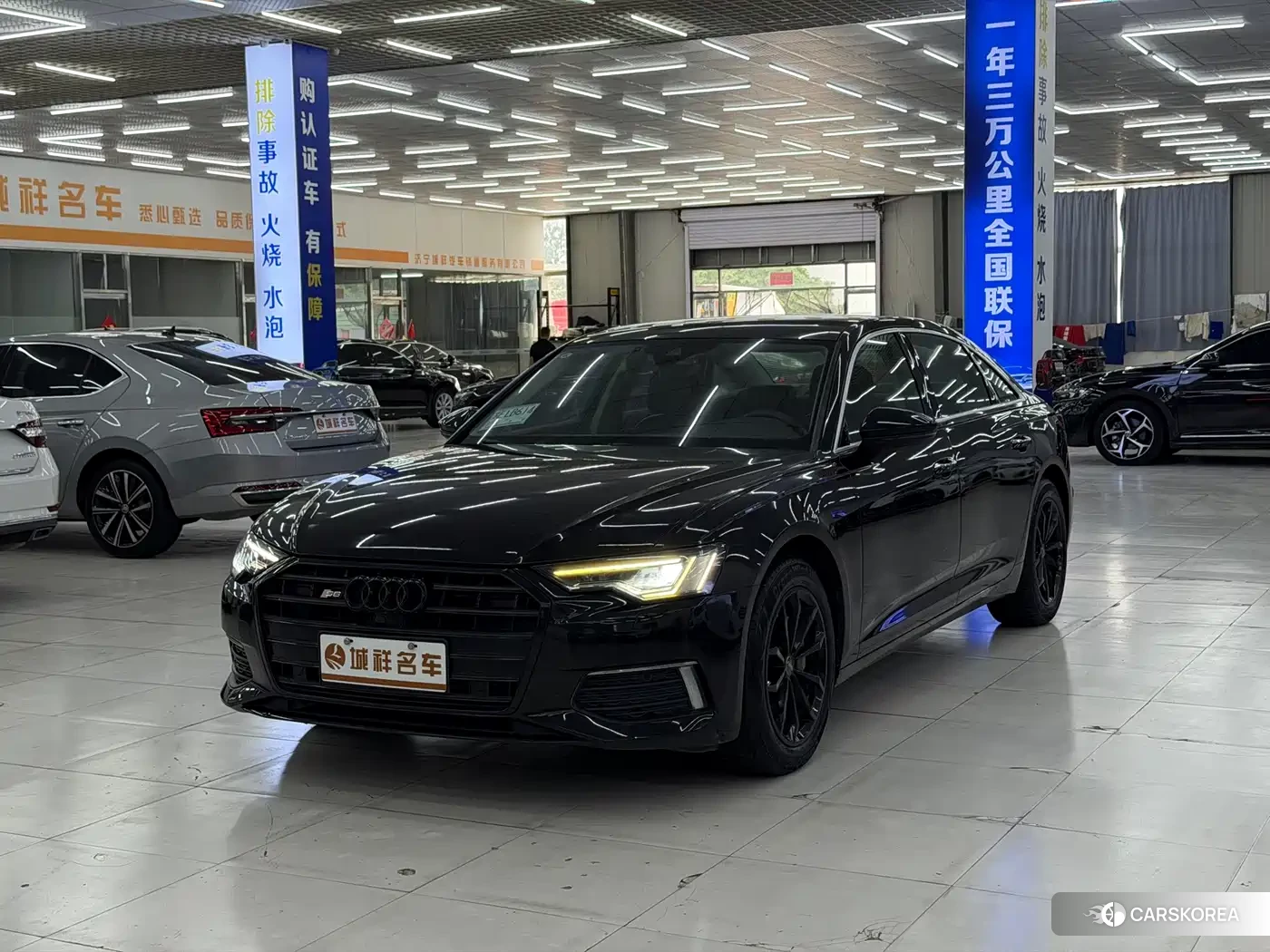 Audi A6L 2019 Черный из Китая