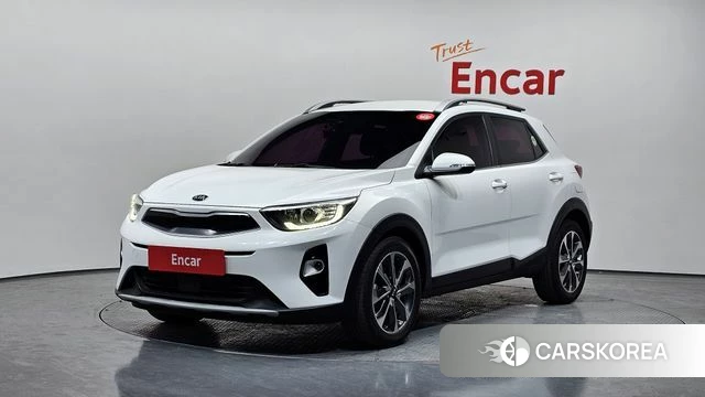 Kia Stonic 2018 Белый из Кореи