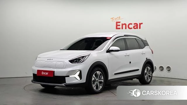 Kia Niro Plus 2022 Белый из Кореи