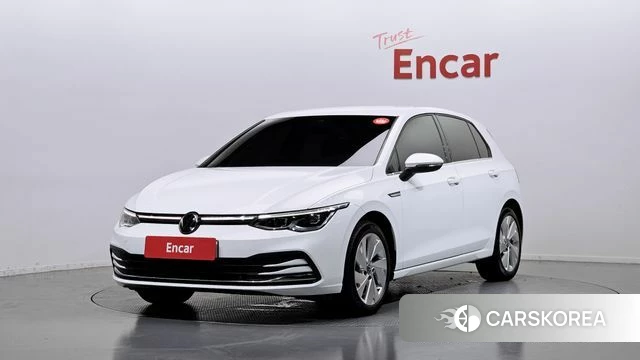 Volkswagen Golf 8th Generation 2022 Белый из Кореи